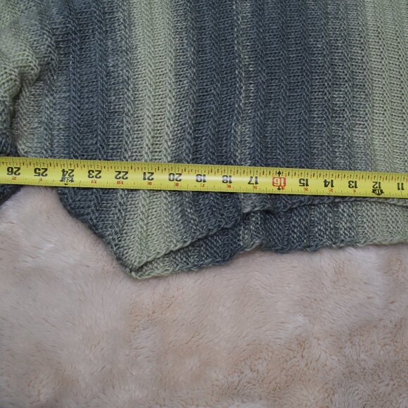 POL Cropped Boxy Knit Sweater Green High Neck Women’s Size Medium - Picture 5 of 12